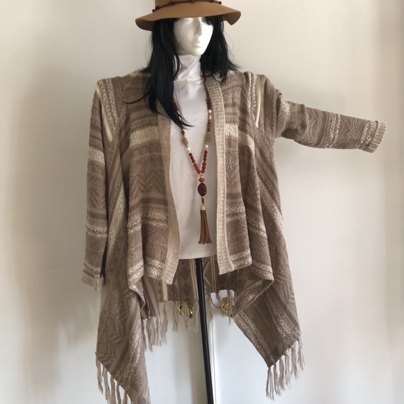 Must Have~Poncho Sweater open long cardigan. Long sleeves Fringe bottom SZ: XL - Picture 2 of 6